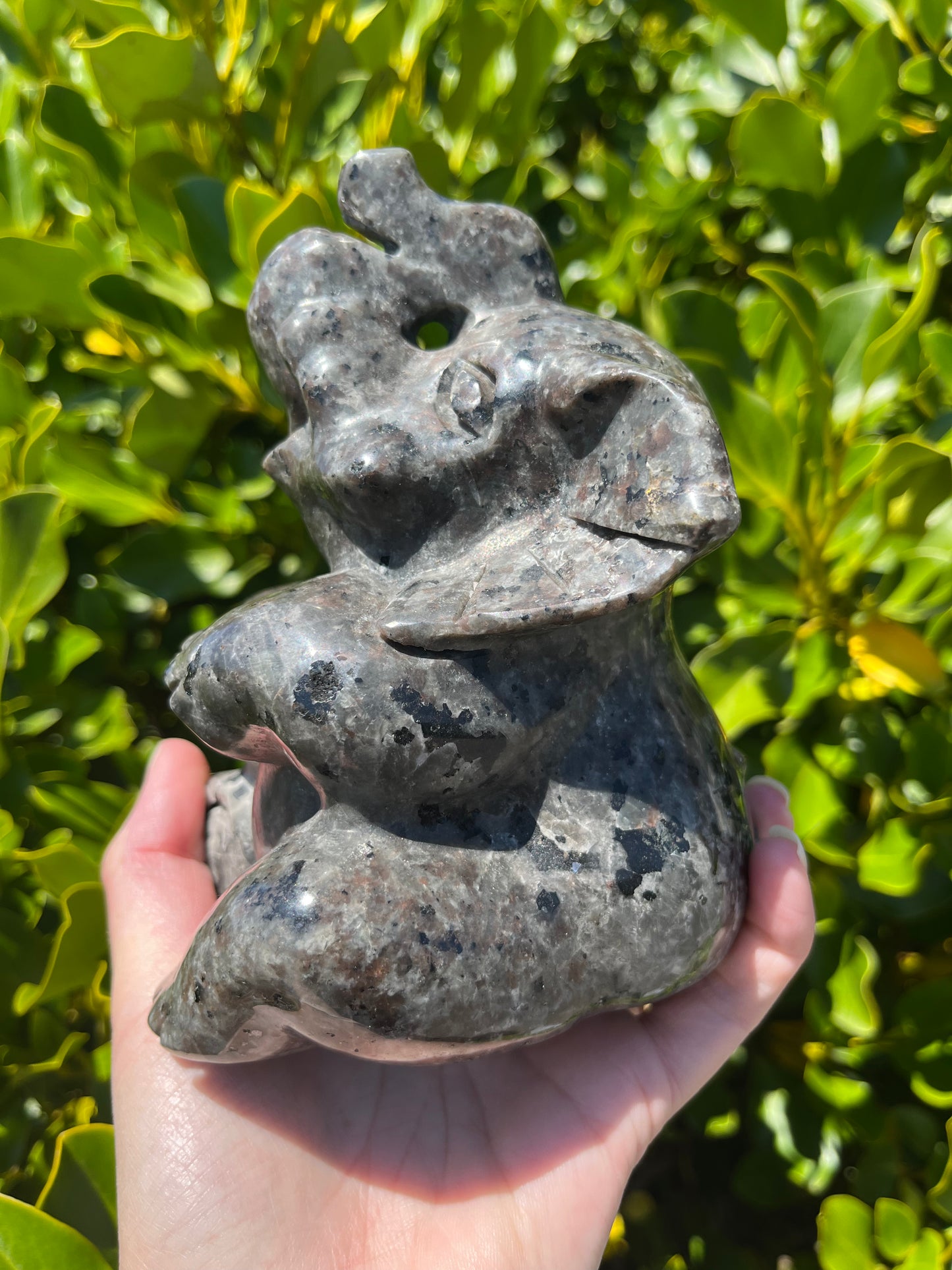 Yooperlite Elephant (1.7kgs)