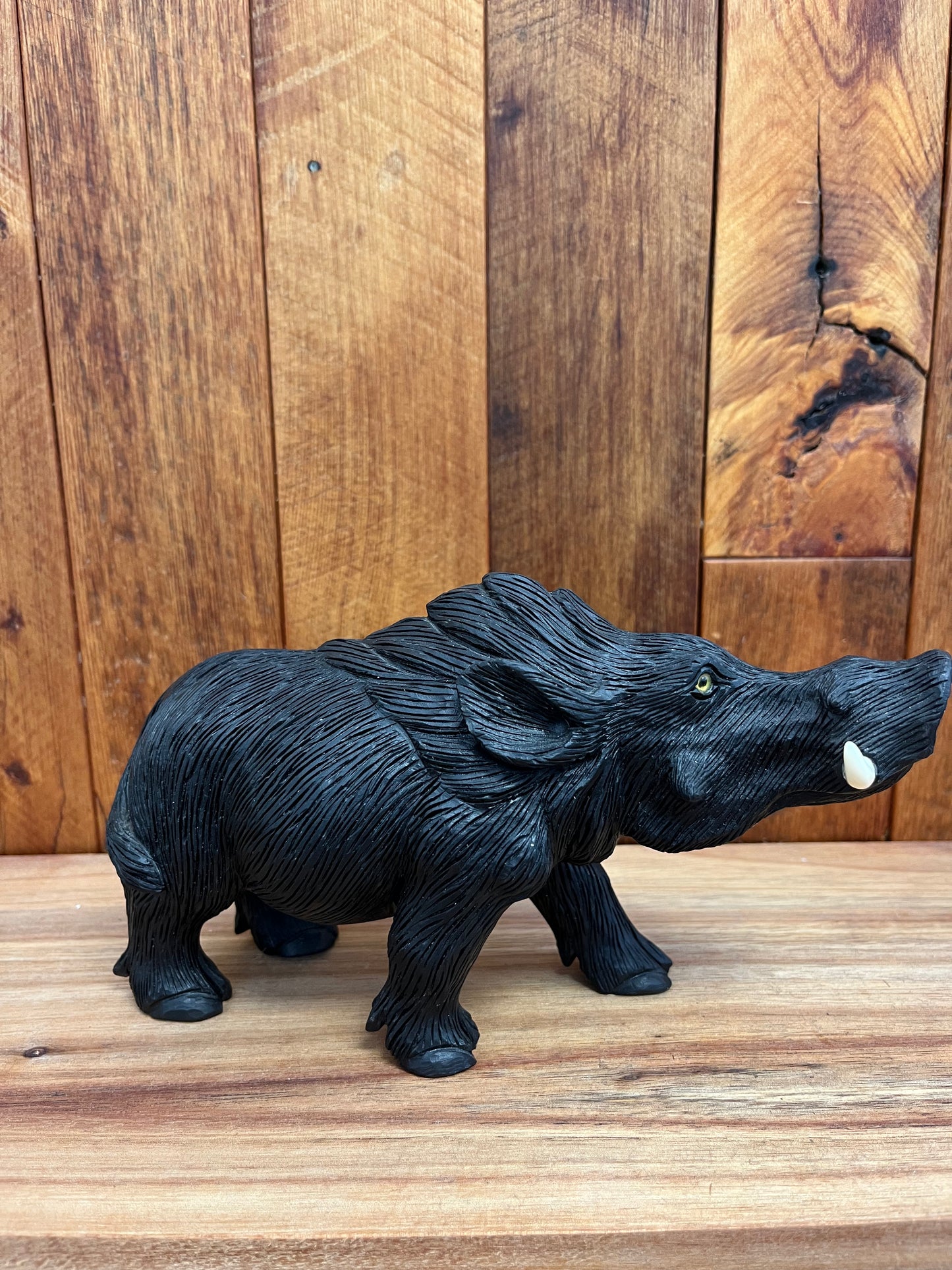 Black Jade Boar (1098g)