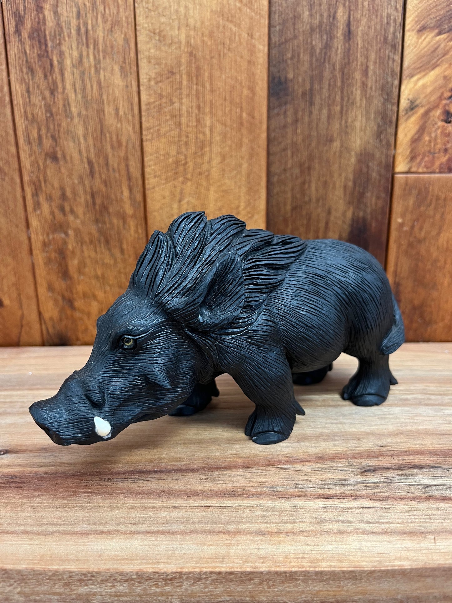 Black Jade Boar (672g)
