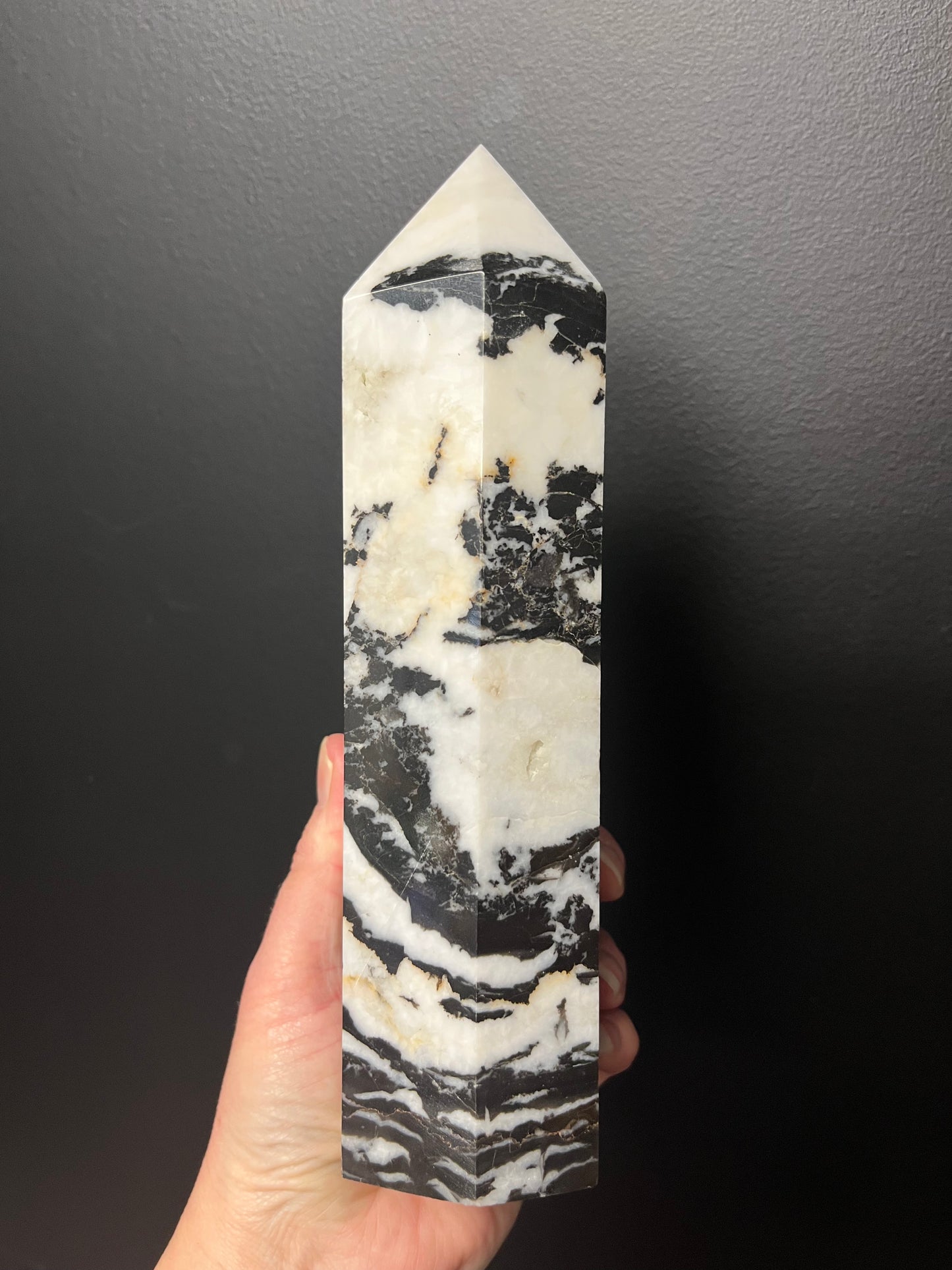 Zebra Stone Tower (1695g)