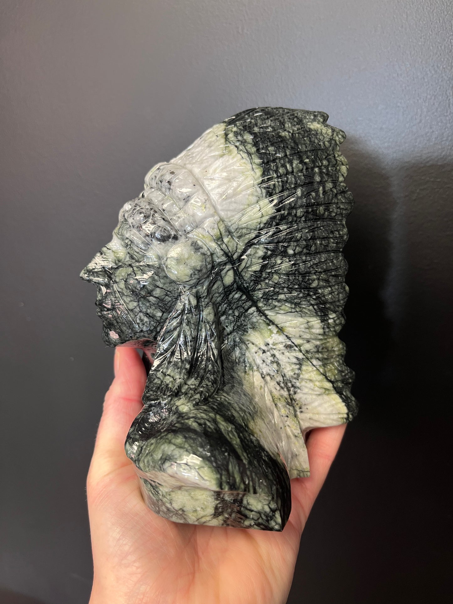 Jade Indian Chief (1785g)