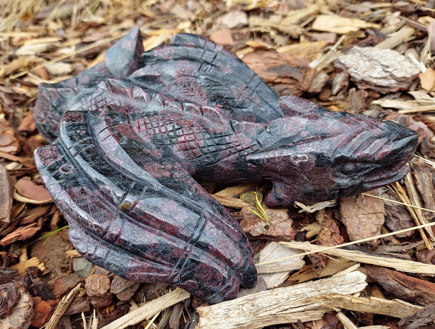Garnet Dragon (2090g)