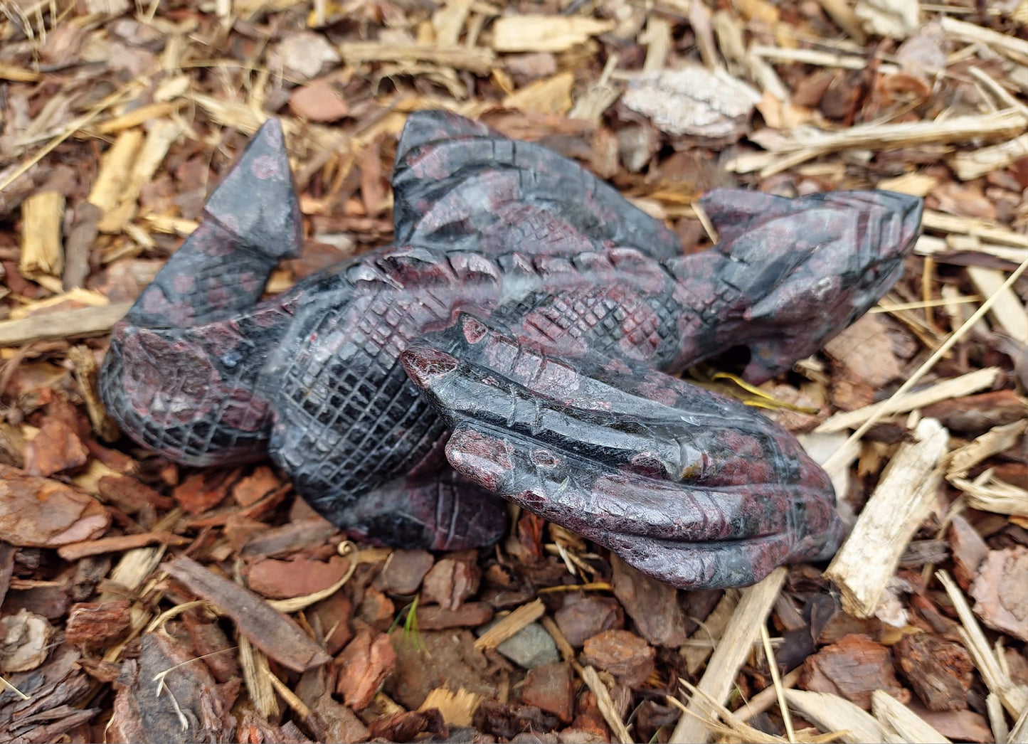Garnet Dragon (2090g)