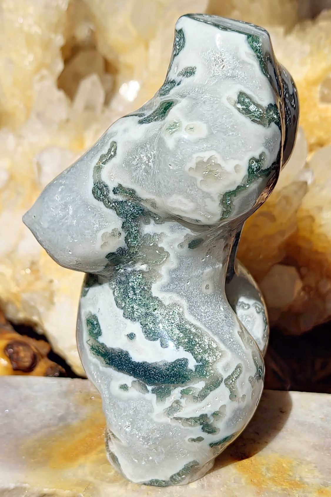 Moss Agate Full Figure Body (1083g)