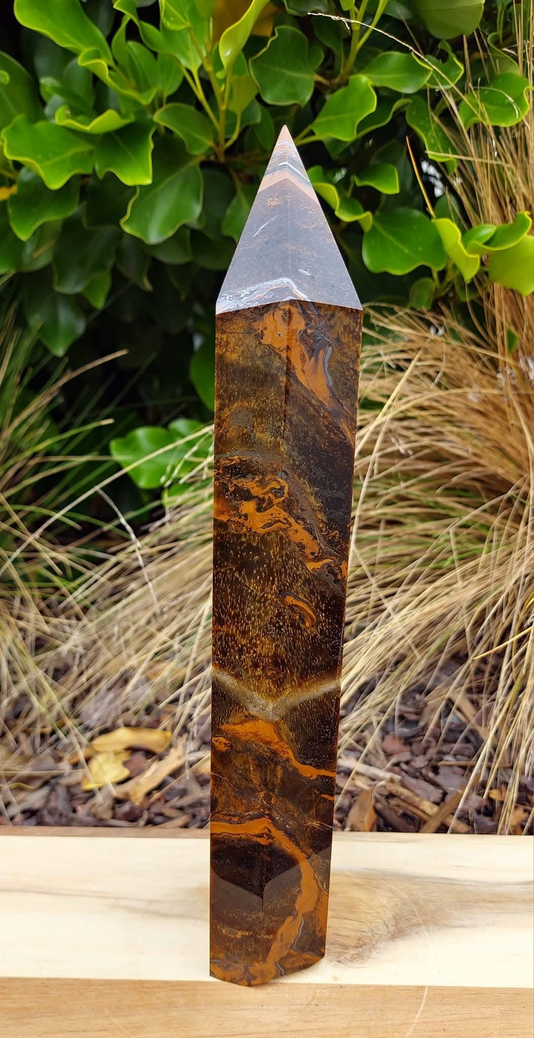 Tigers Eye Tower (2922g)