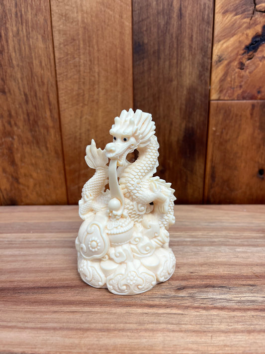Ivory Nut Dragon (149g)
