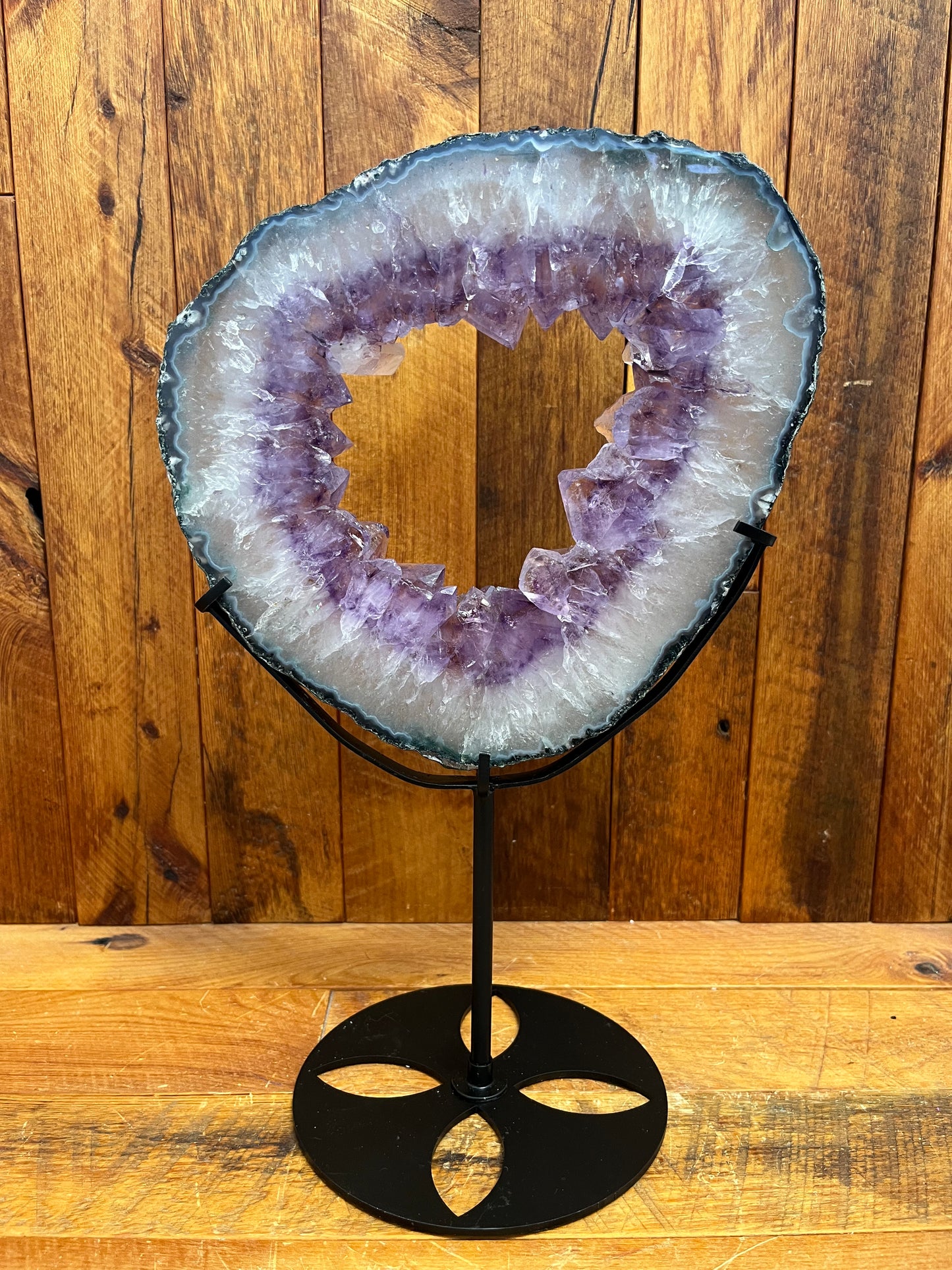 Amethyst Round (1581g)