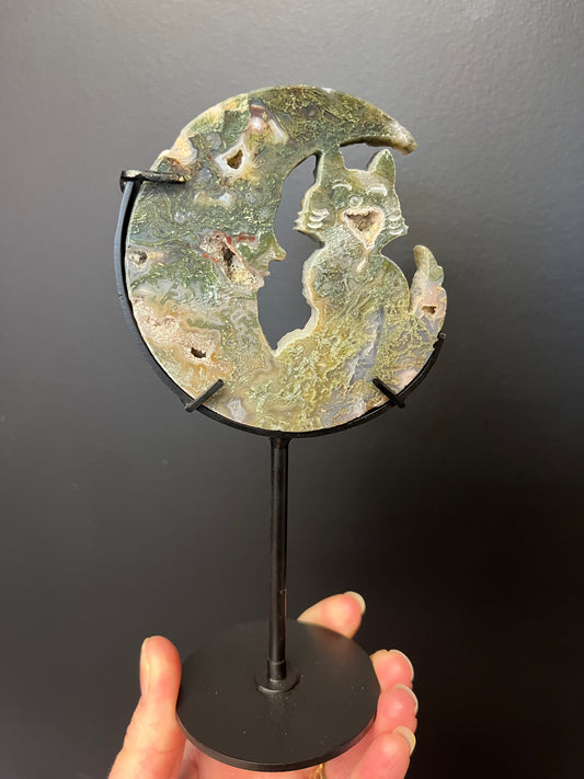 Moss Agate Moon/Cat in Stand (236g)