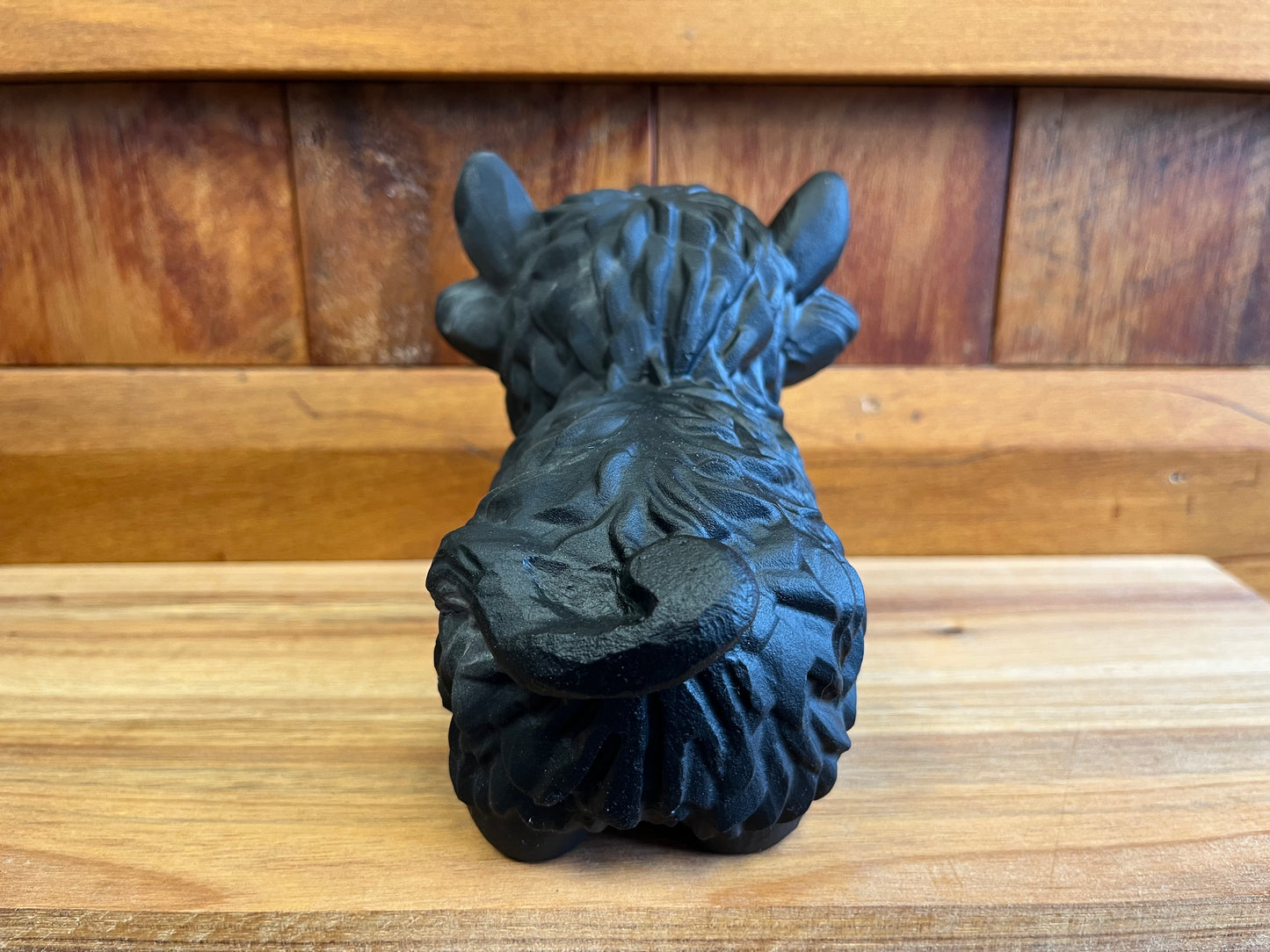Obsidian Highland Cow (1552g)