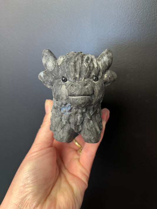 Larvikite Highland Cow (545g)