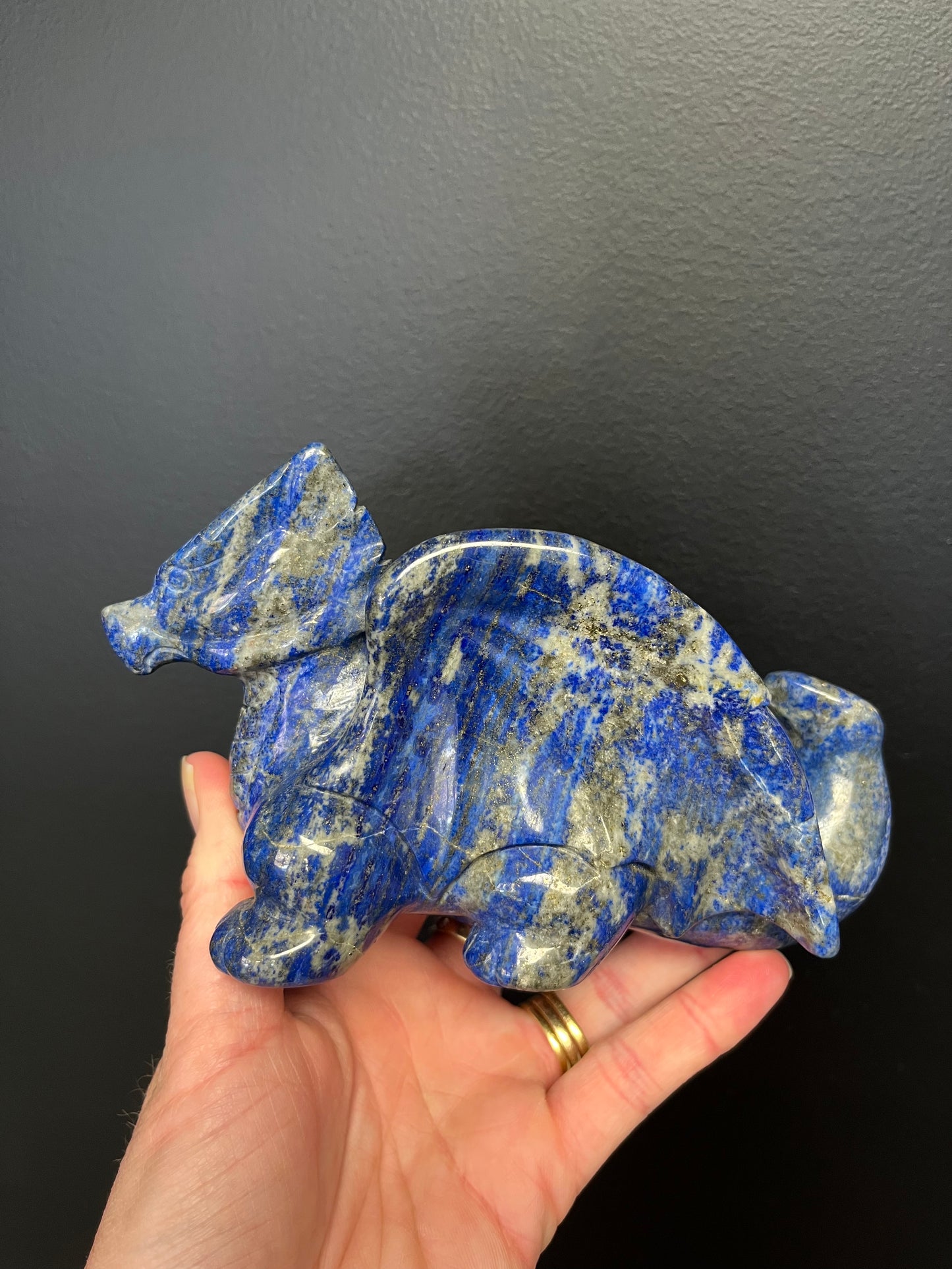 Lapis Lazuli Dragon (953g)