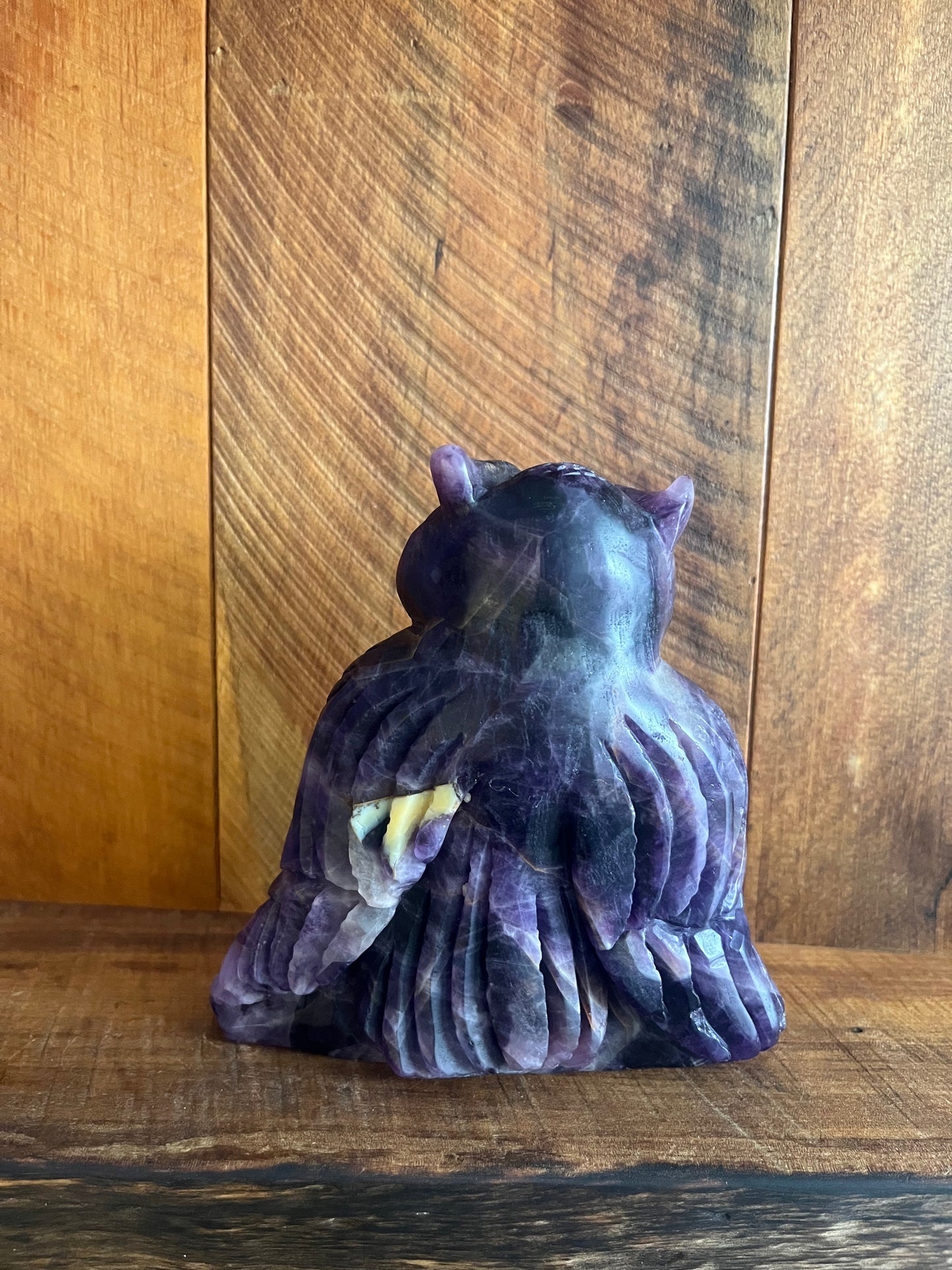 Amethyst Owl (832g)