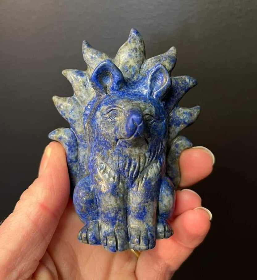 Lapis Lazuli Nine Tail Fox (170g)