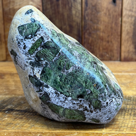 Diopside Freeform (895g)