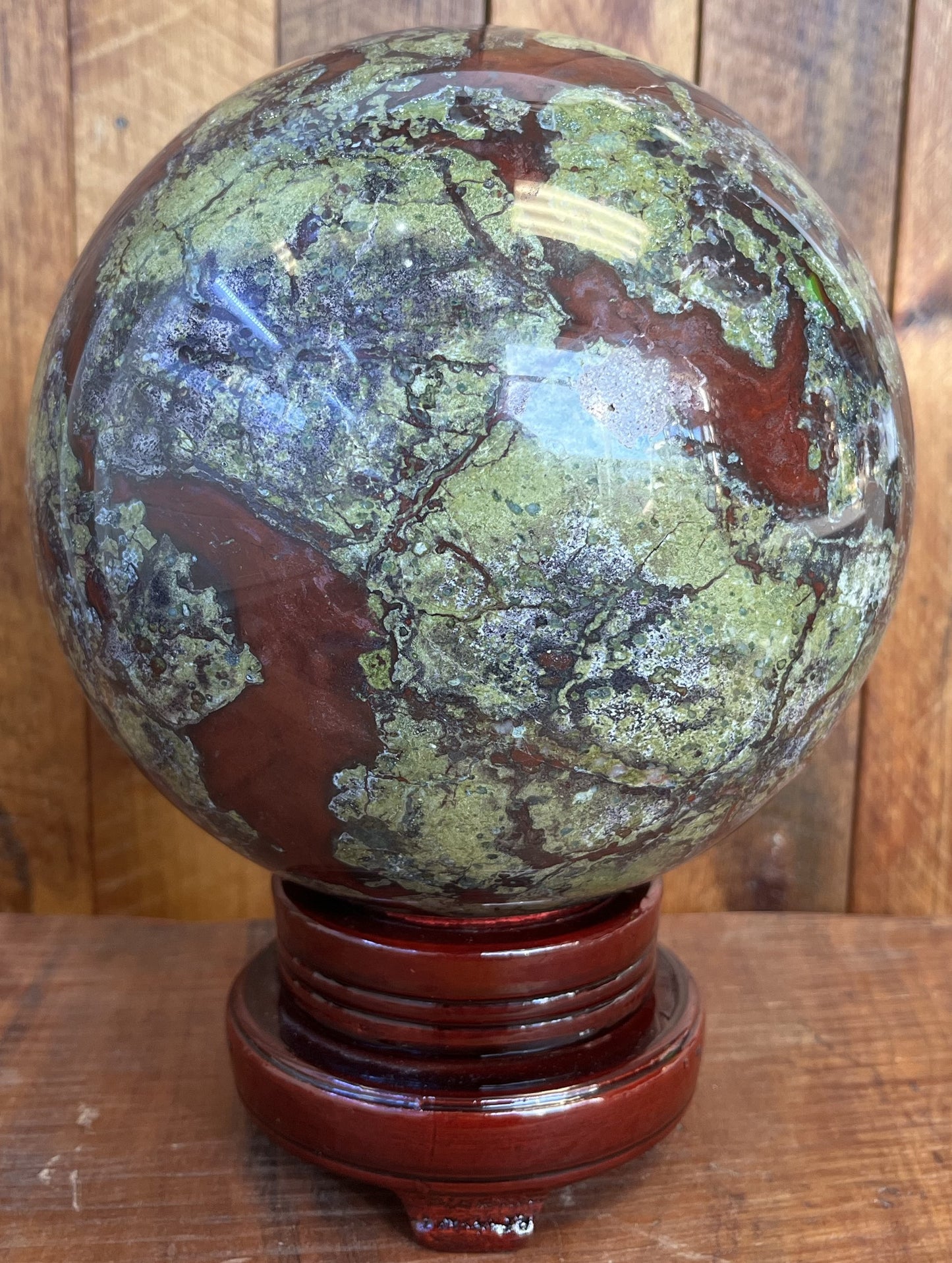 Dragon Blood Sphere (9.9kg)