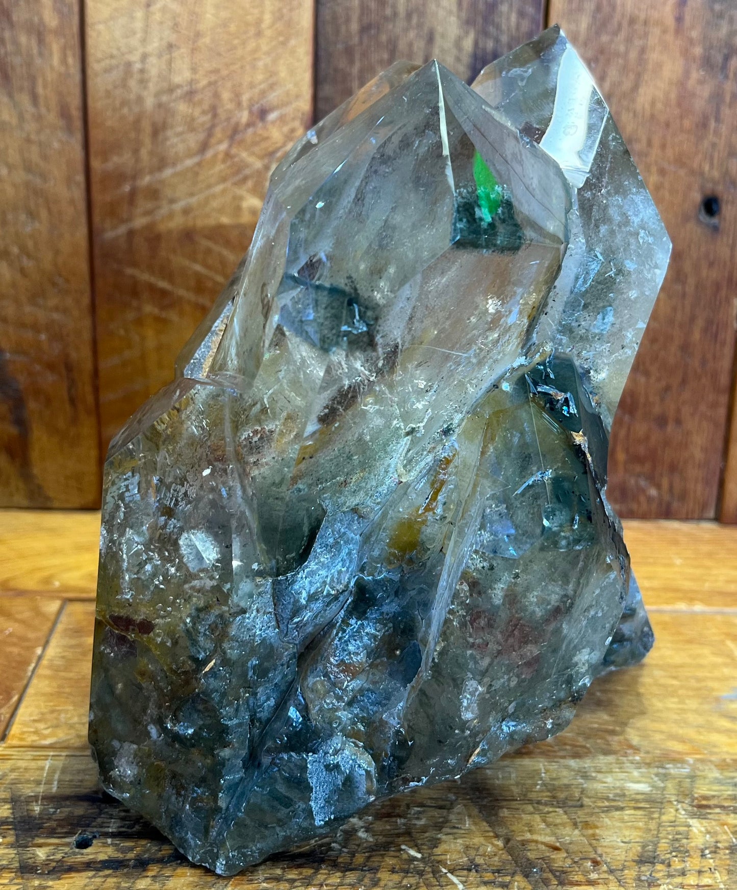 Garden Quartz Tower (3174g)