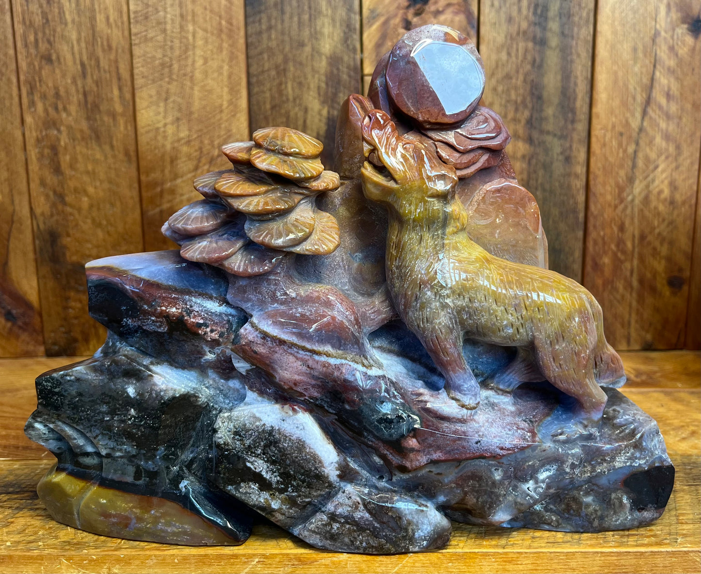 Ocean Jasper Wolf Carving (2925g)