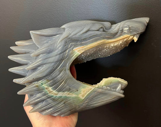 Agate Wolf (2835g)