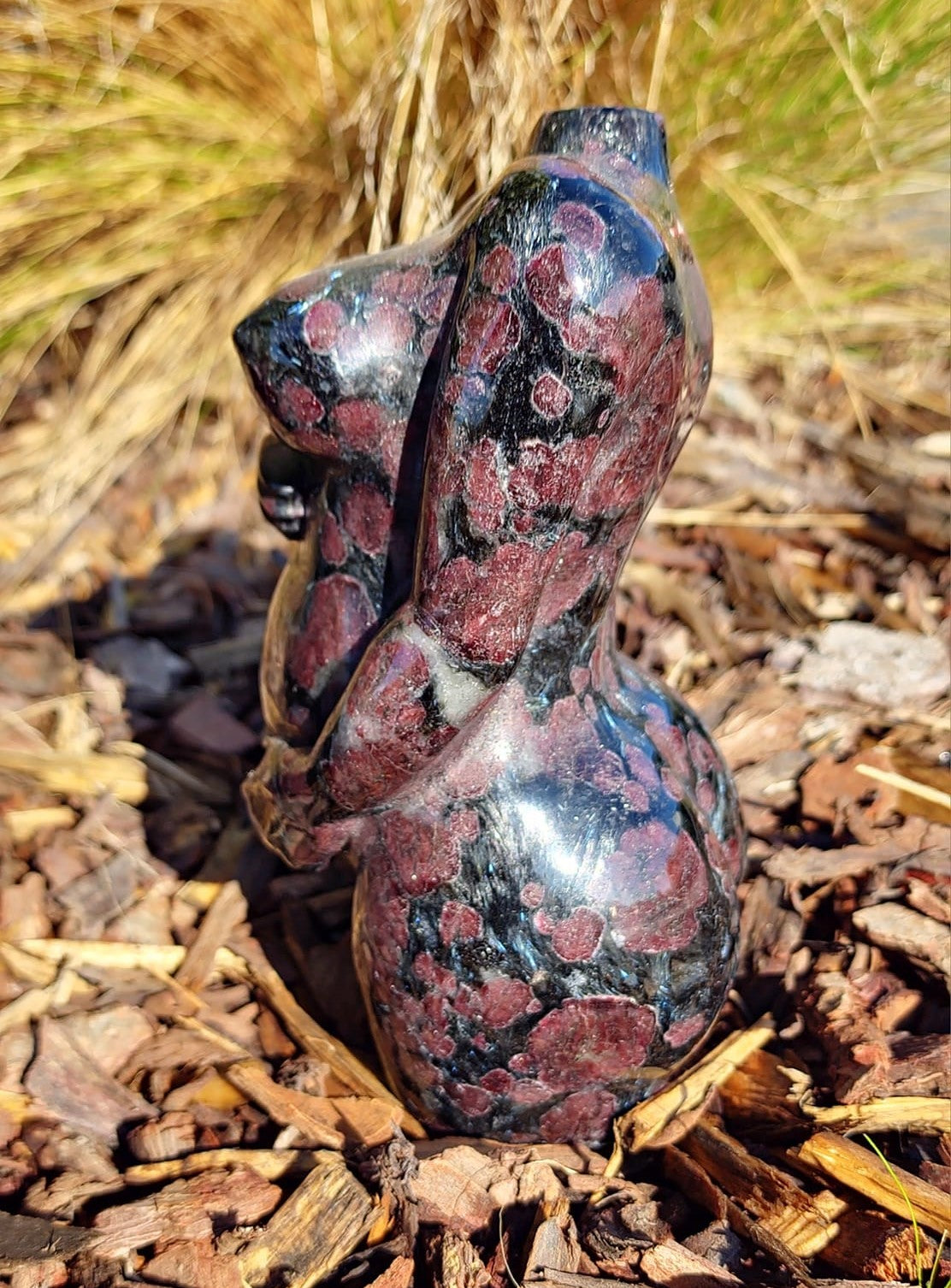 Garnet Pregnant Body (2702g)