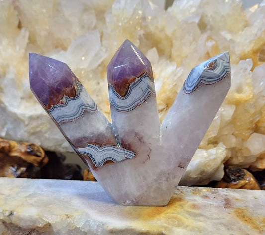 Amethyst Lace Agate 3 Finger Tower (375g)