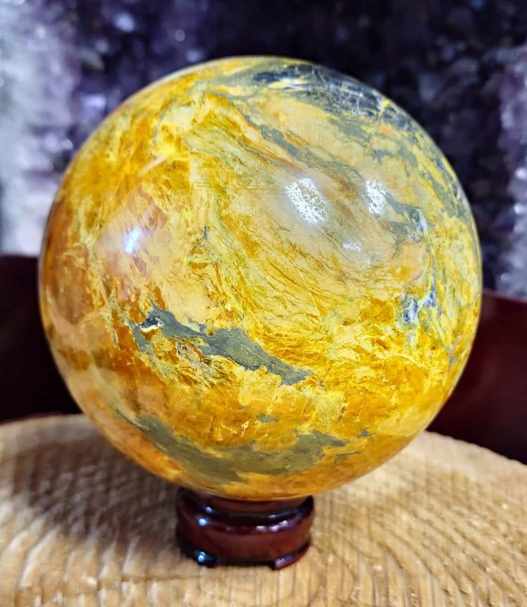 Realgar Sphere (3154g)