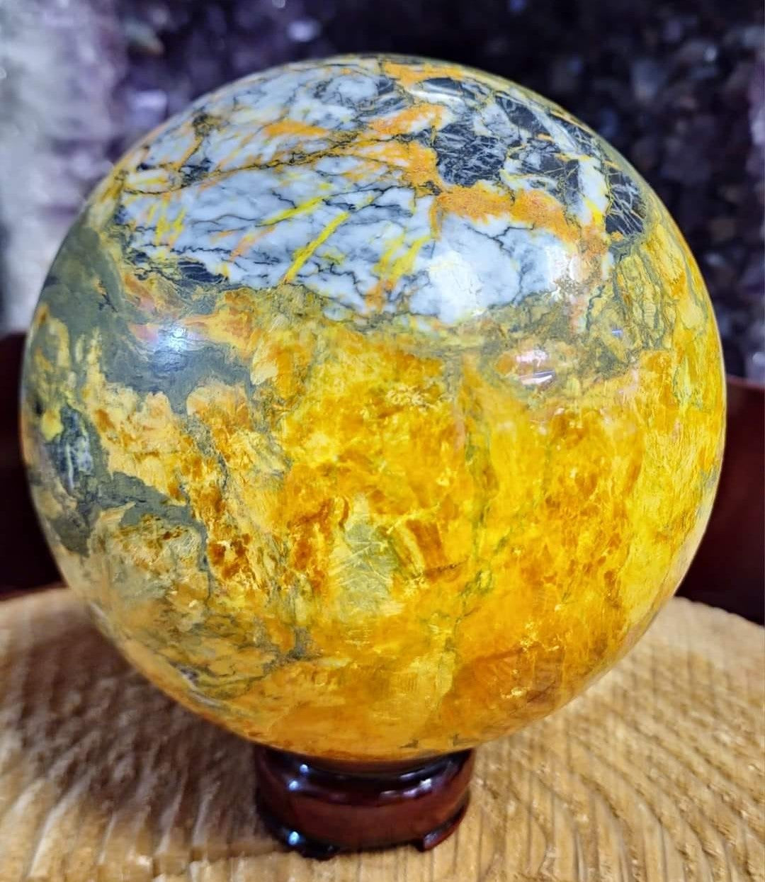 Realgar Sphere (3154g)