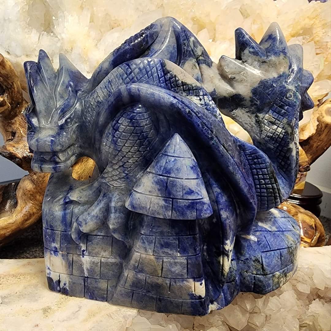 Sodalite Dragon (2855g)