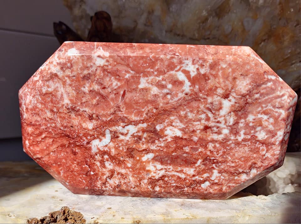 Strawberry Jasper Freeform (2.11kgs)